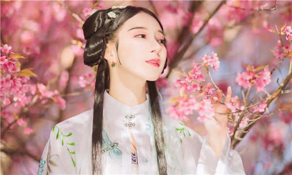 北戴河供卵试管婴儿：助您实现家庭梦想的科学方案